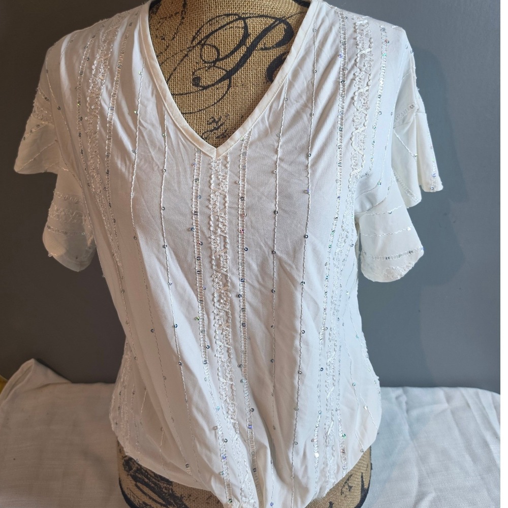 Coral Bay Petite White V-Neck Sequin Lace Flutter Sleeve Blouse PS